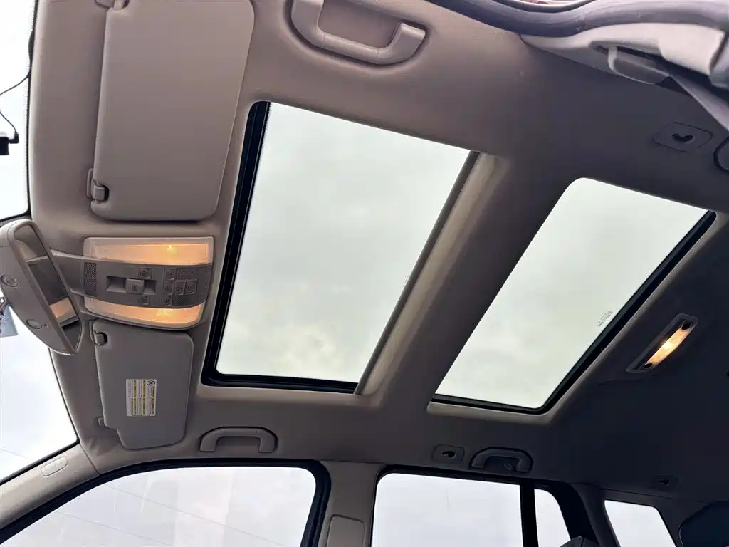 Mercedes-Benz Mercedes-Benz GLK-Class 2011 GLK 300 4MATIC Luxury Edition 2011 - thumbnail 21