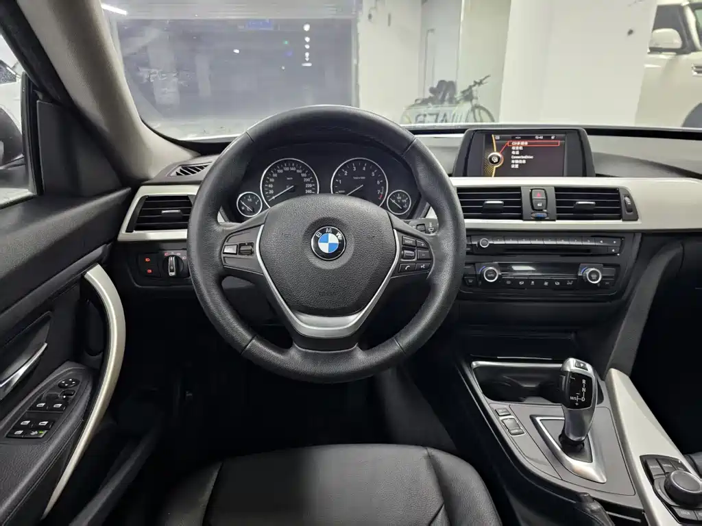 BMW BMW 3 Series GT 2013 320i Leading Model 2014 - thumbnail 7
