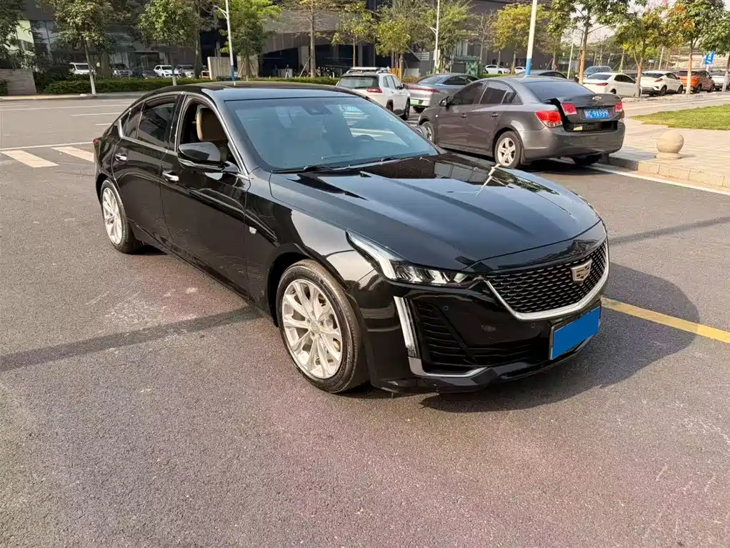 Cadillac Cadillac CT5 2020 Facelift 28T Luxury 2020 - thumbnail 3