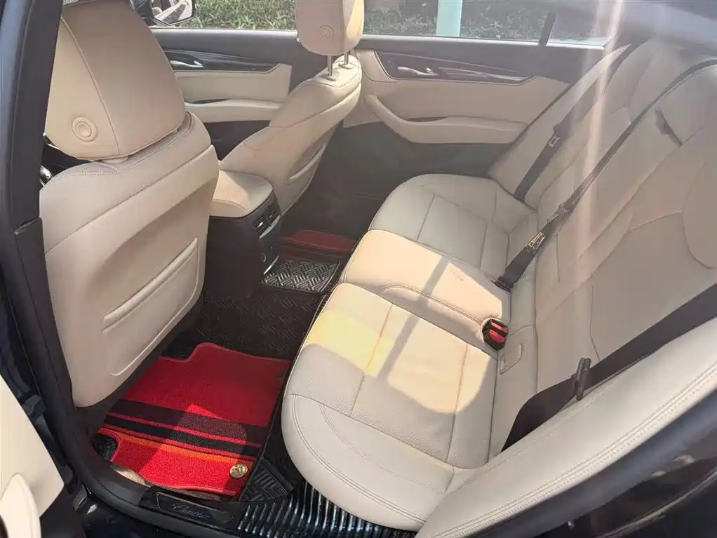 Cadillac Cadillac CT5 2020 Facelift 28T Luxury 2020 - thumbnail 5