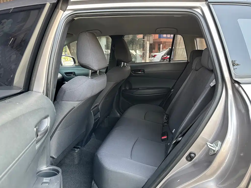 Toyota Corolla Cross 2022 2.0L Pioneer Edition 2023 - thumbnail 5