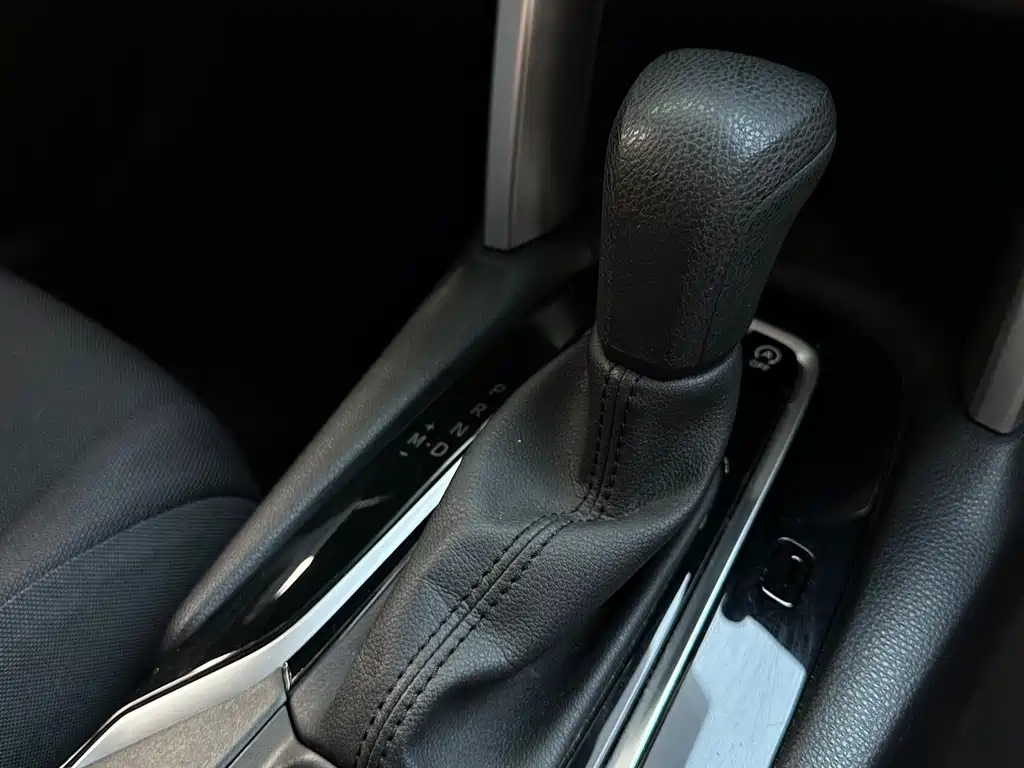 Toyota Corolla Cross 2022 2.0L Pioneer Edition 2023 - thumbnail 11