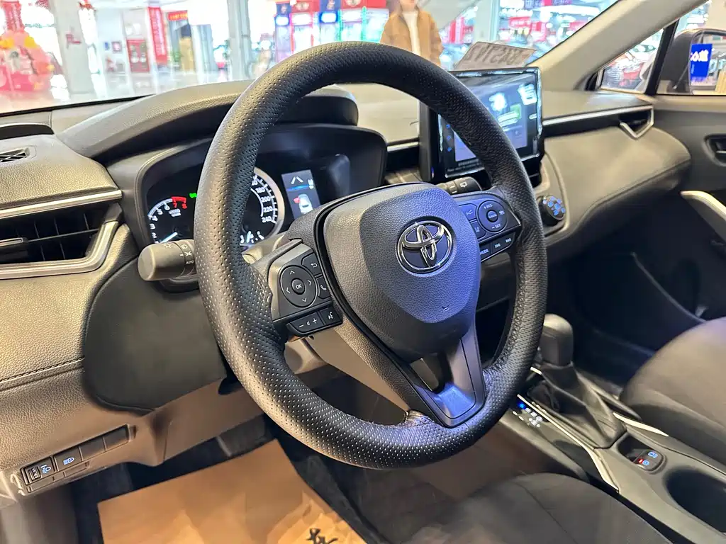 Toyota Corolla Cross 2022 2.0L Pioneer Edition 2023 - thumbnail 11