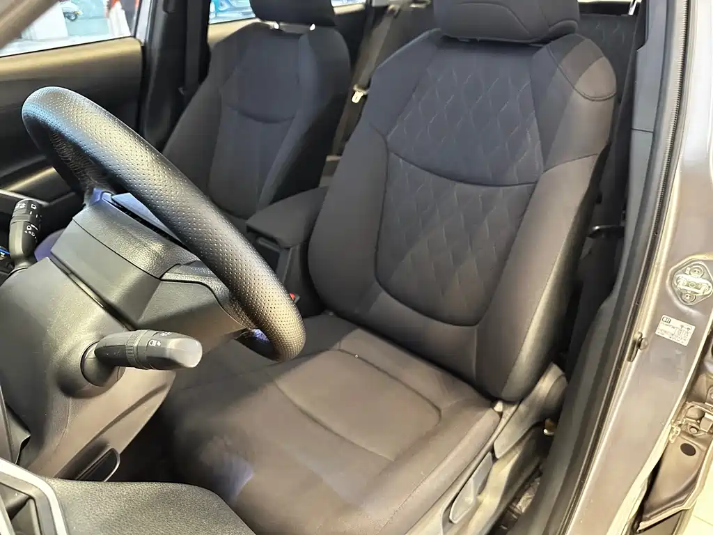 Toyota Corolla Cross 2022 2.0L Pioneer Edition 2023 - thumbnail 12