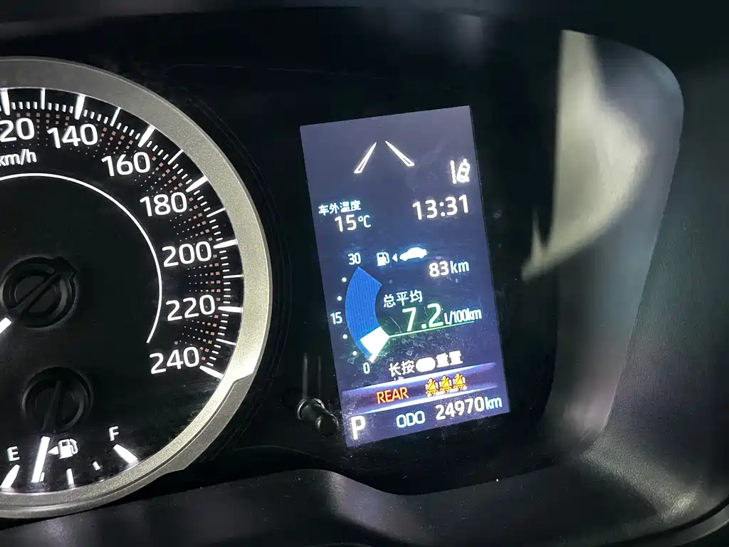 Toyota Corolla Cross 2022 2.0L Pioneer Edition 2023 - thumbnail 18