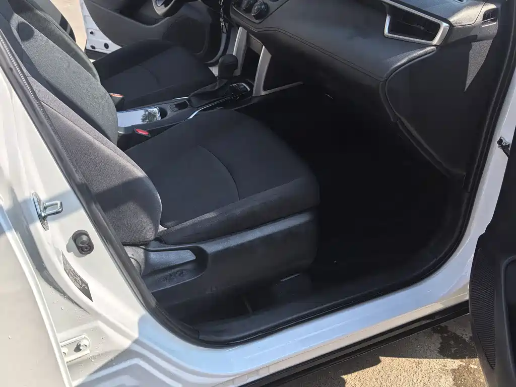 Toyota Corolla Cross 2024 2.0L Elite 2024 - thumbnail 6
