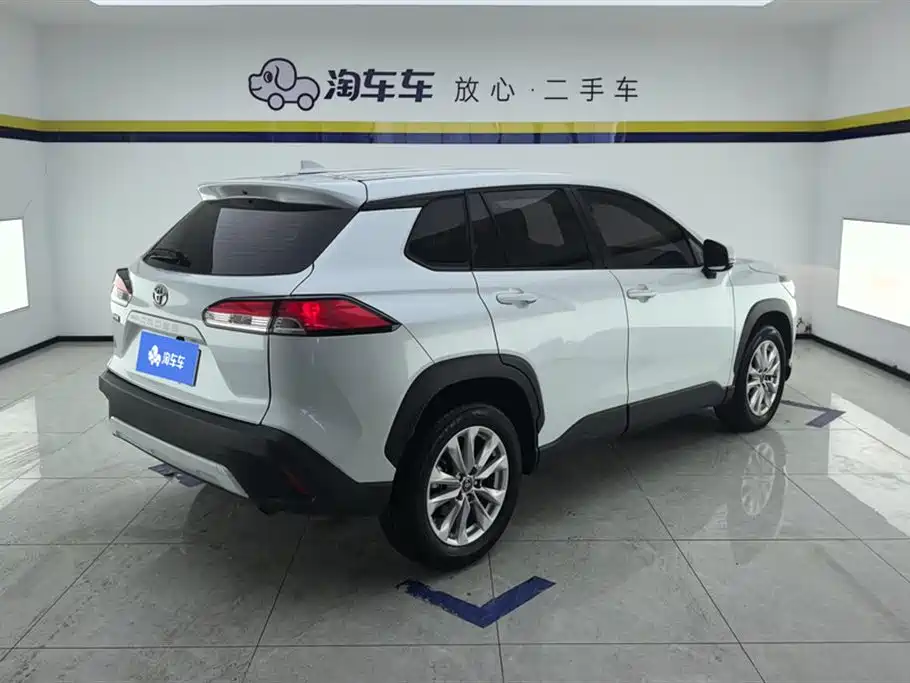 Toyota Corolla Cross 2022 2.0L Pioneer Edition 2023 - thumbnail 3