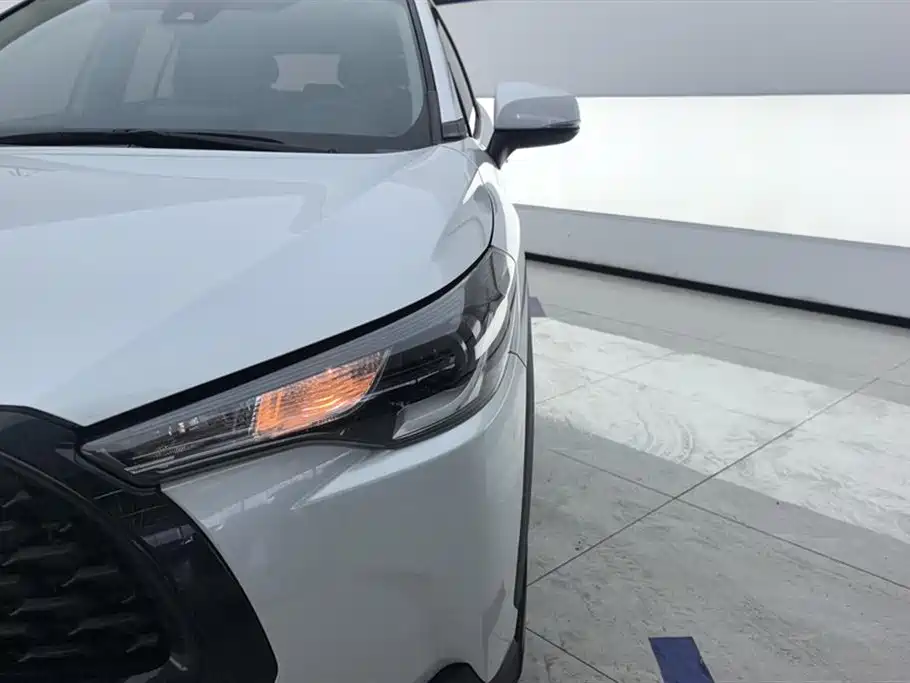 Toyota Corolla Cross 2022 2.0L Pioneer Edition 2023 - thumbnail 5