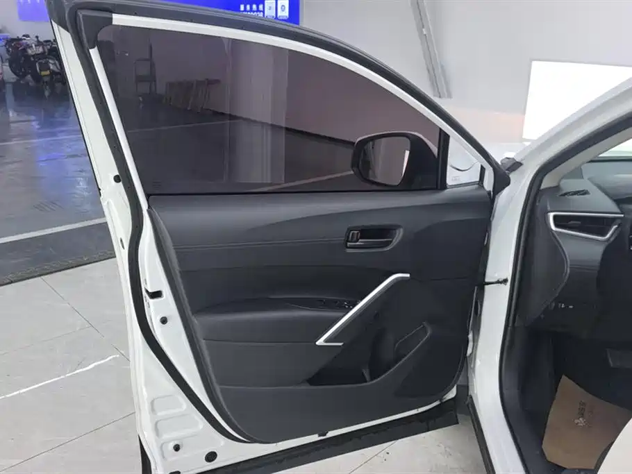 Toyota Corolla Cross 2022 2.0L Pioneer Edition 2023 - thumbnail 7