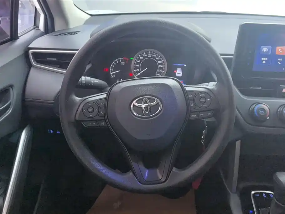 Toyota Corolla Cross 2022 2.0L Pioneer Edition 2023 - thumbnail 14