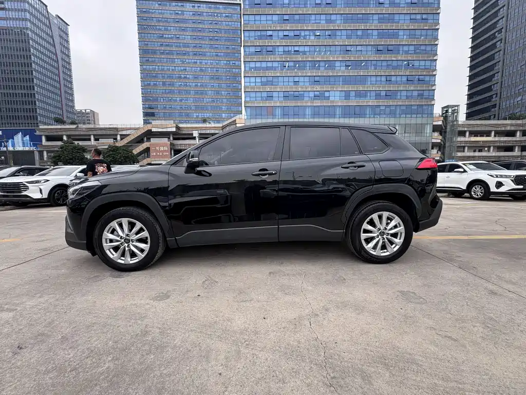 Toyota Corolla Cross 2023 2.0L Pioneer Edition 2023 - thumbnail 2