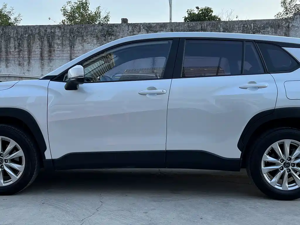 Toyota Corolla Cross 2023 2.0L Elite 2023 - thumbnail 2