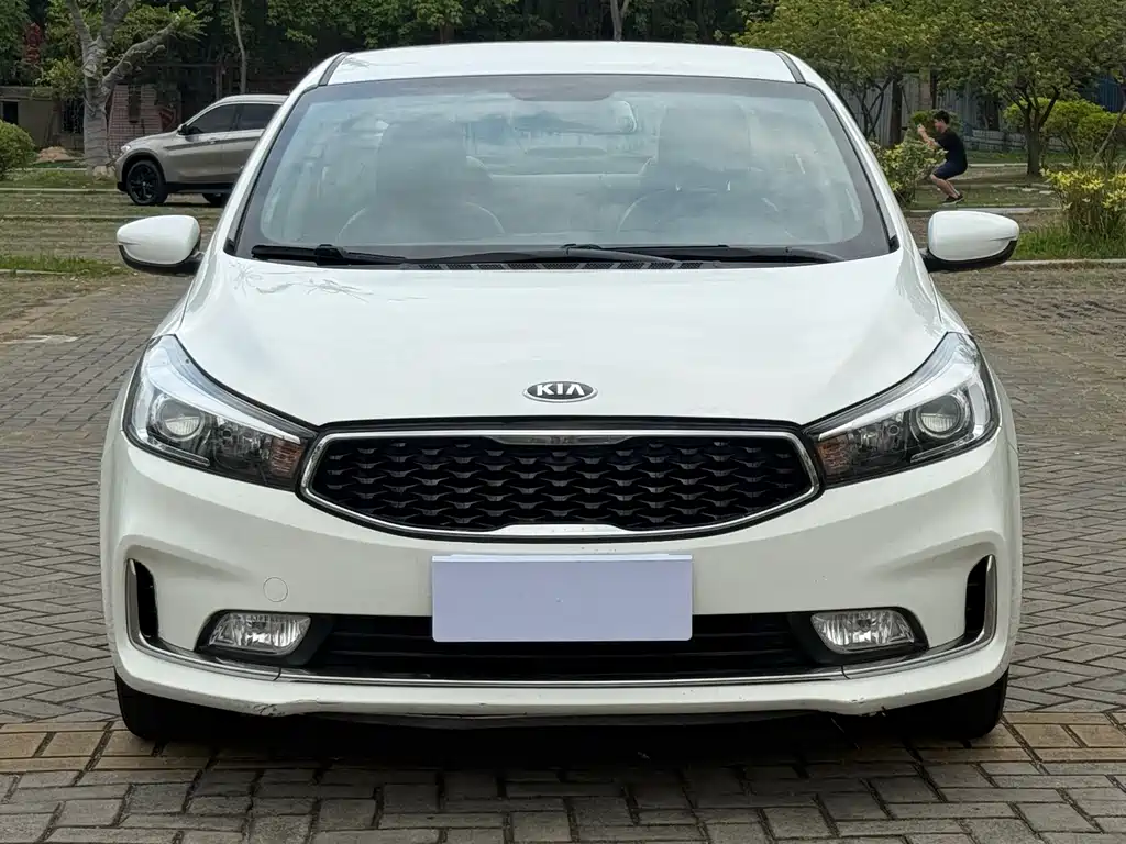 Kia Kia K3 2016 1.6L Automatic GL 2017 - thumbnail 2