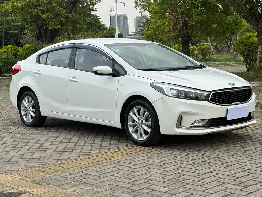 Kia Kia K3 2016 1.6L Automatic GL 2017 - thumbnail 3