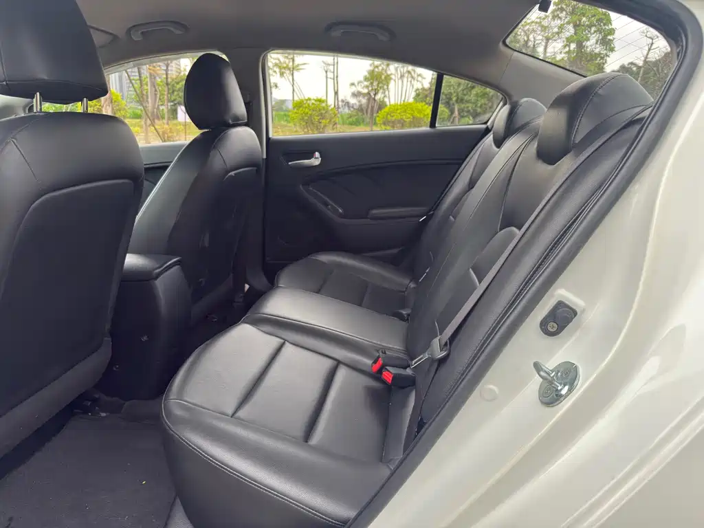 Kia Kia K3 2016 1.6L Automatic GL 2017 - thumbnail 7
