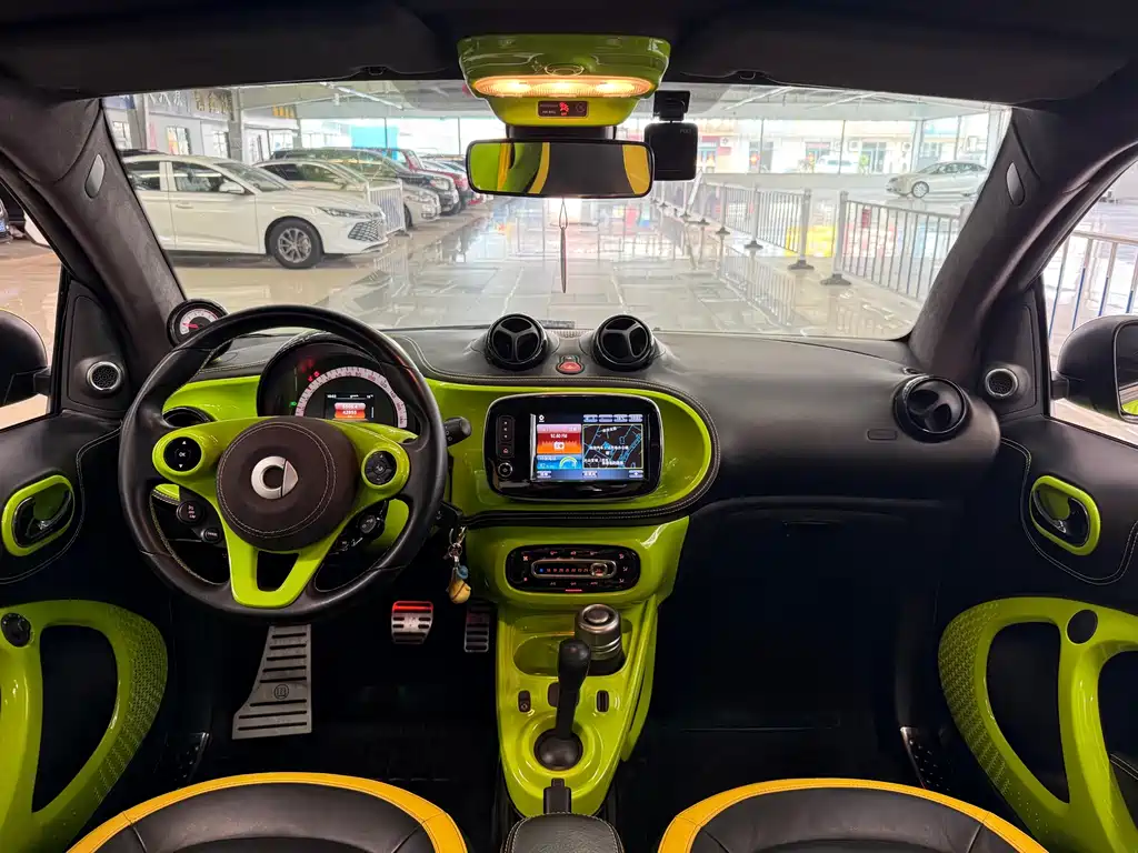 smart smart fortwo 2018 0.9T 66kW 20th Anniversary Special Edition China V 2018 - thumbnail 14