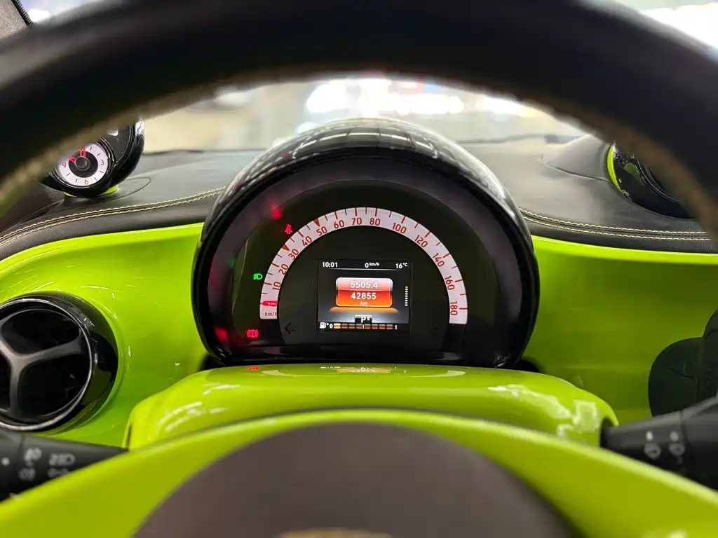 smart smart fortwo 2018 0.9T 66kW 20th Anniversary Special Edition China V 2018 - thumbnail 15