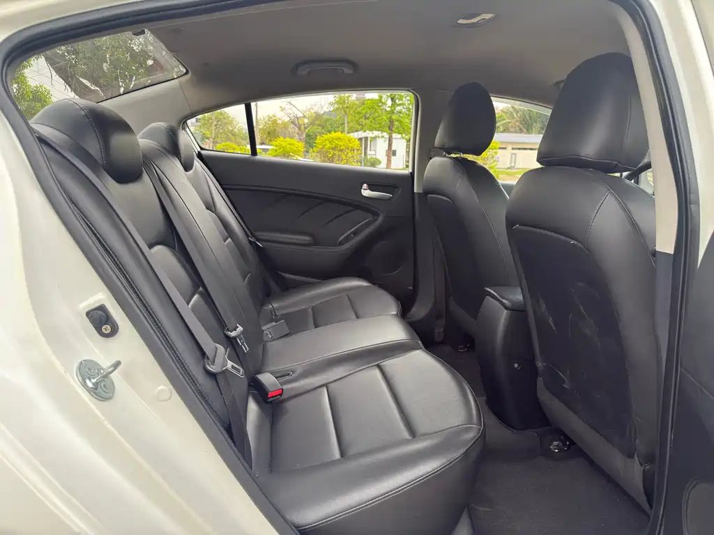 Kia Kia K3 2016 1.6L Automatic GL 2017 - thumbnail 15