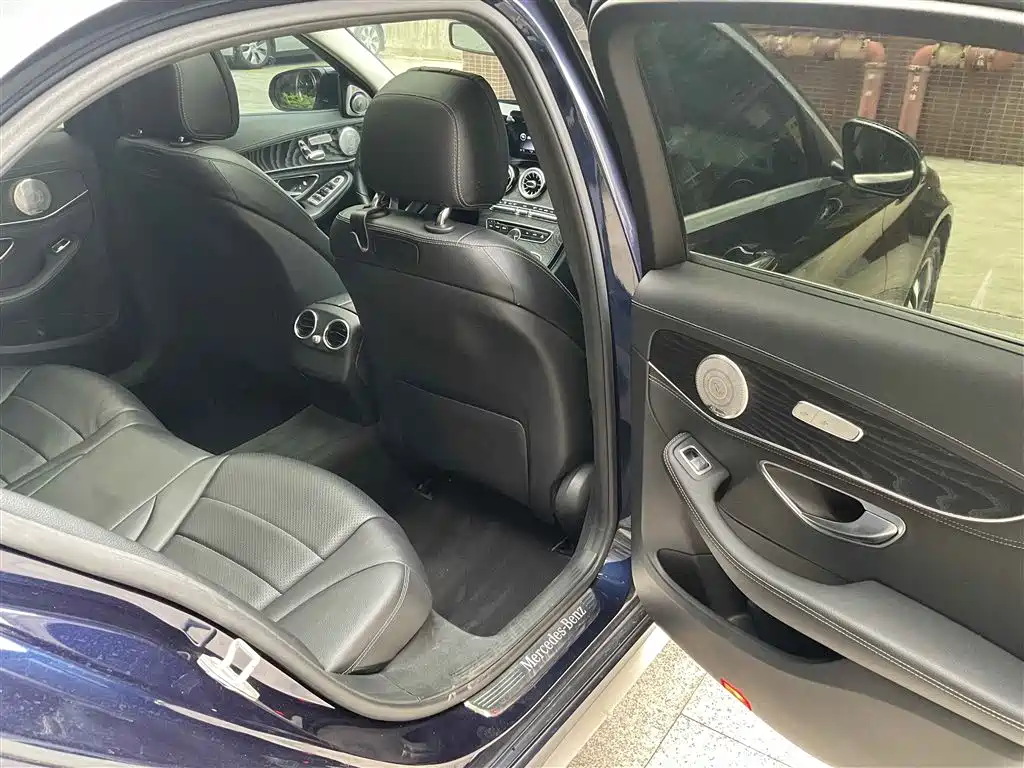 Mercedes-Benz Mercedes-Benz C-Class 2016 C 200 L Sport 2016 - thumbnail 9