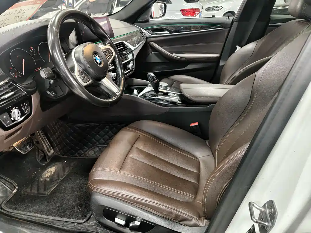 BMW BMW 5 Series 2019 525Li M Sport Package 2019 - thumbnail 3