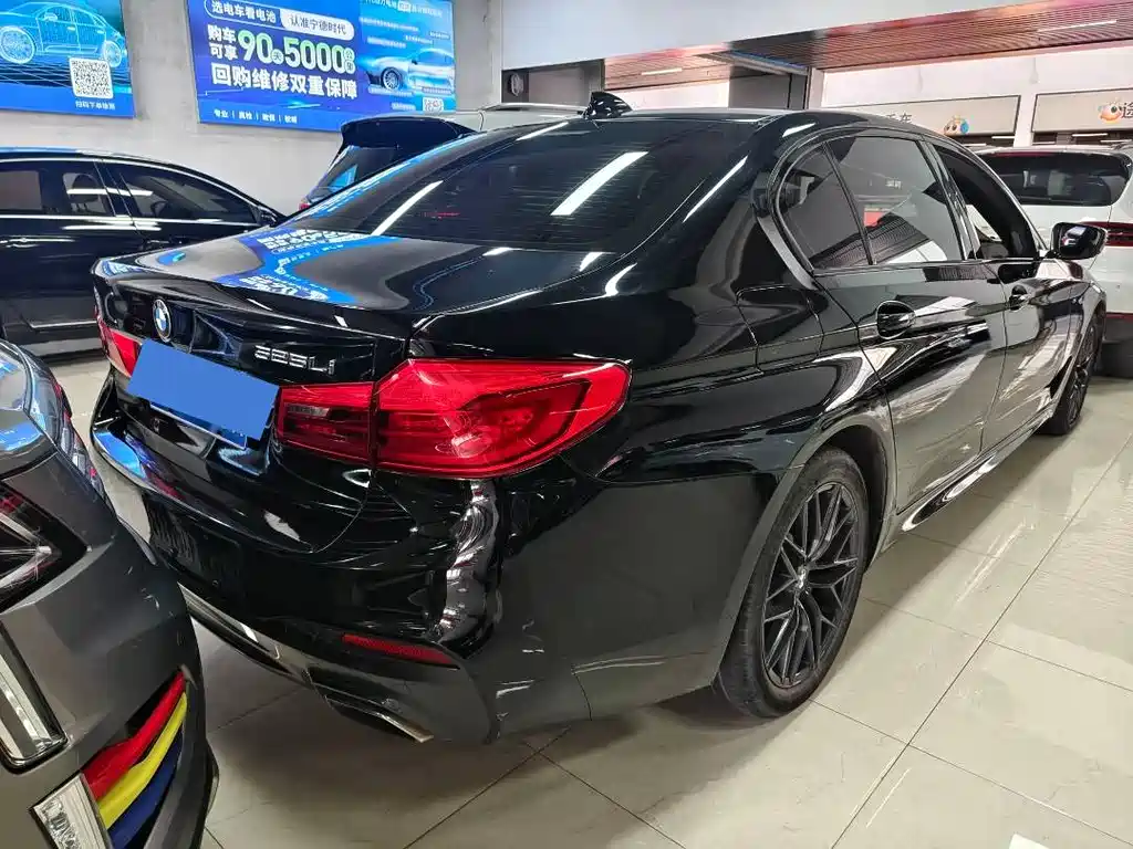 BMW BMW 5 Series 2019 525Li M Sport Package 2019 - thumbnail 14