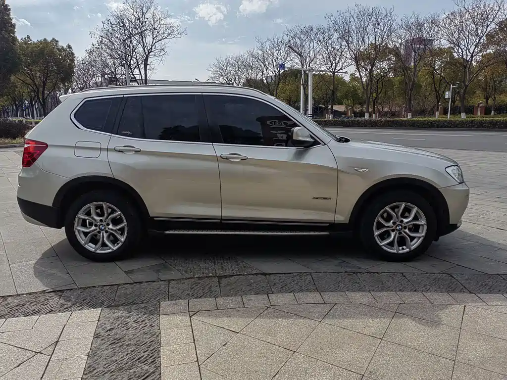 BMW BMW X3 Import 2011 xDrive28i Leading Edition 2012 - thumbnail 5