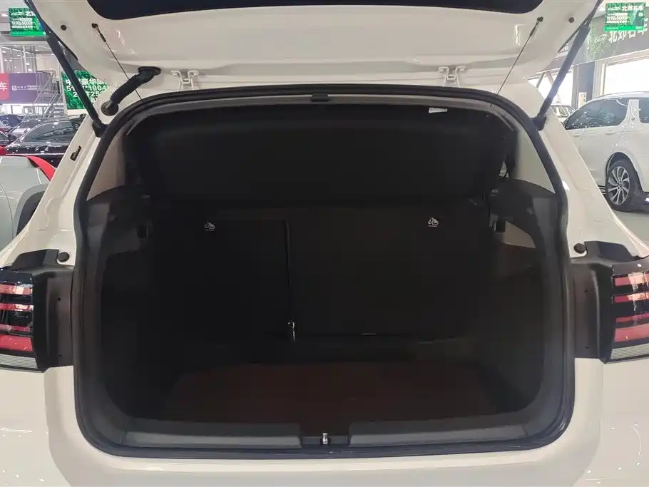 Volkswagen Tiguan 2020 1.5L Automatic Style Edition 2021 - thumbnail 4
