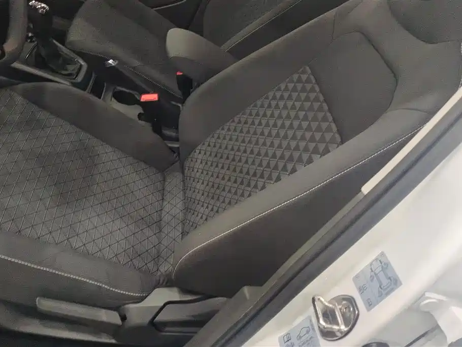 Volkswagen Tiguan 2020 1.5L Automatic Style Edition 2021 - thumbnail 9