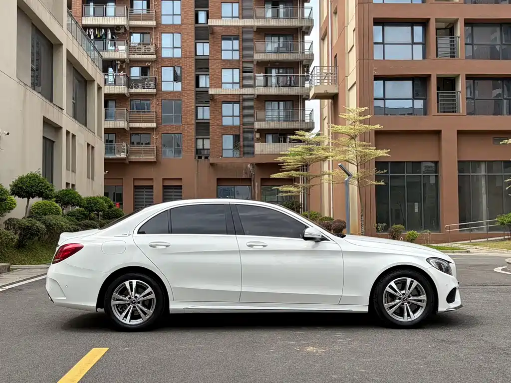 Mercedes-Benz Mercedes-Benz C-Class 2018 C 200 L Sport Edition 2018 - thumbnail 10