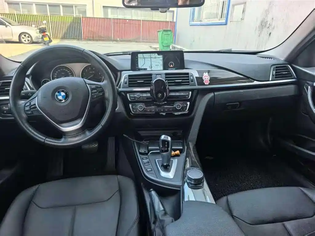 BMW BMW 3 Series 2017 320Li Luxury Design Package 2017 - thumbnail 6