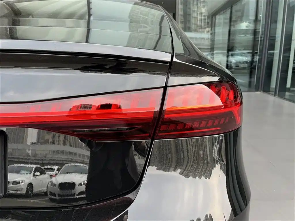 Audi Audi A7 2023 45 TFSI Premium Selection 2024 - thumbnail 13