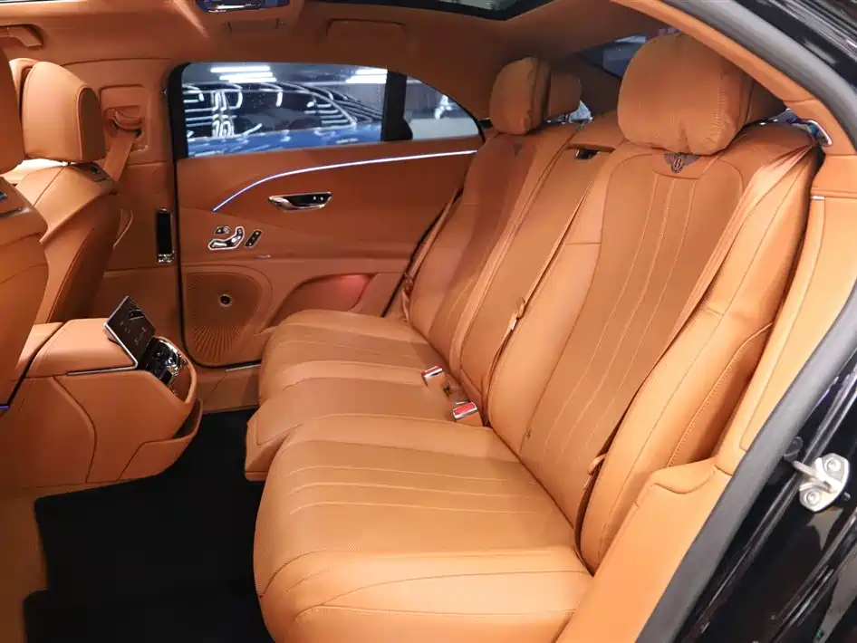 Bentley Bentley Flying Spur 2022 4.0T V8 Standard Edition 2023 - thumbnail 7