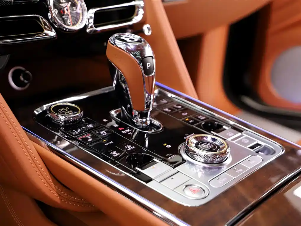 Bentley Bentley Flying Spur 2022 4.0T V8 Standard Edition 2023 - thumbnail 9