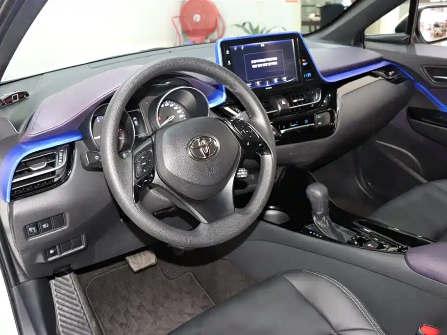 Toyota Toyota IZOA 2020 2.0L Elegance Edition 2020 - thumbnail 9