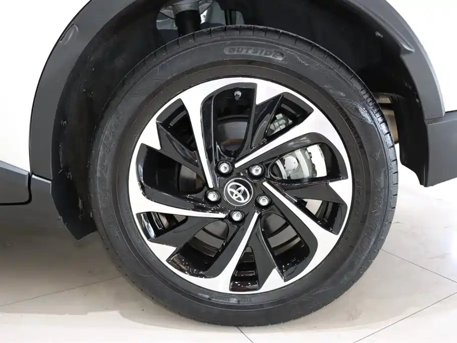 Toyota Toyota IZOA 2020 2.0L Elegance Edition 2020 - thumbnail 16