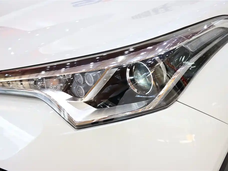 Toyota Toyota IZOA 2020 2.0L Elegance Edition 2020 - thumbnail 18
