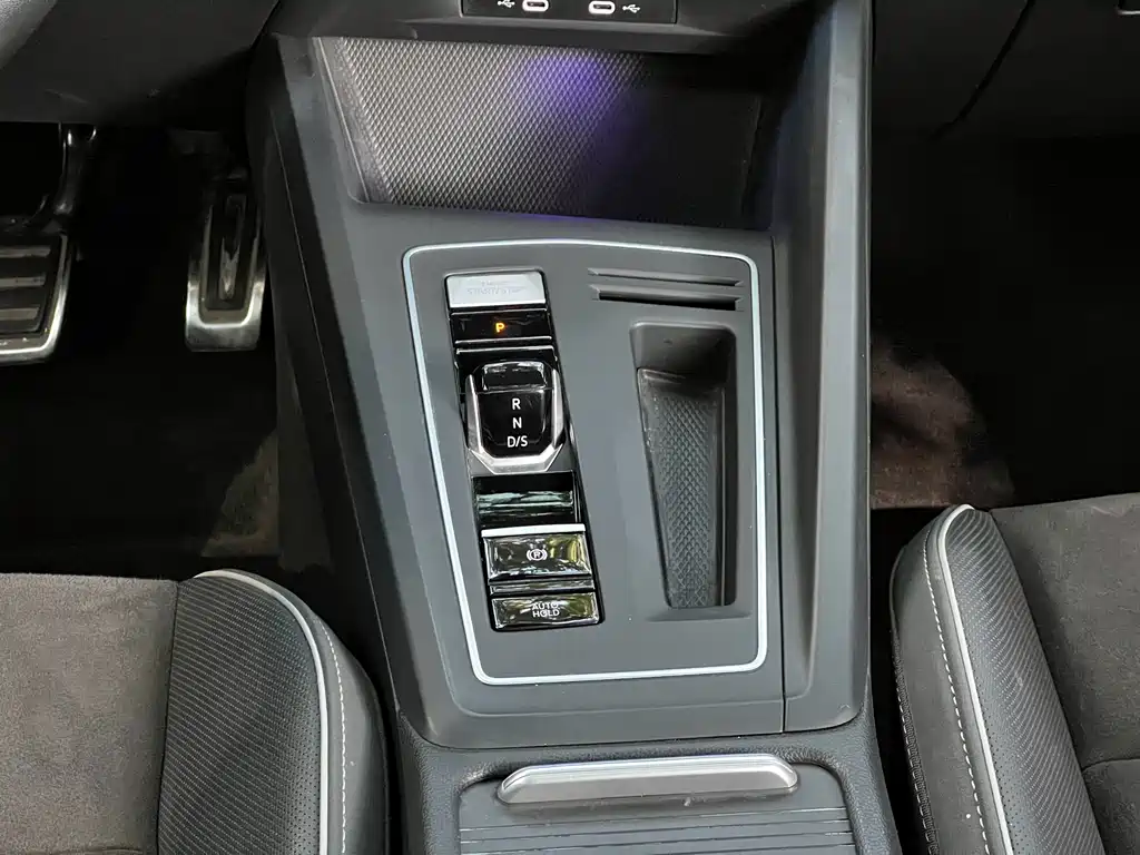 Volkswagen Golf 2023 280TSI DSG R-Line Lite 2023 - thumbnail 19
