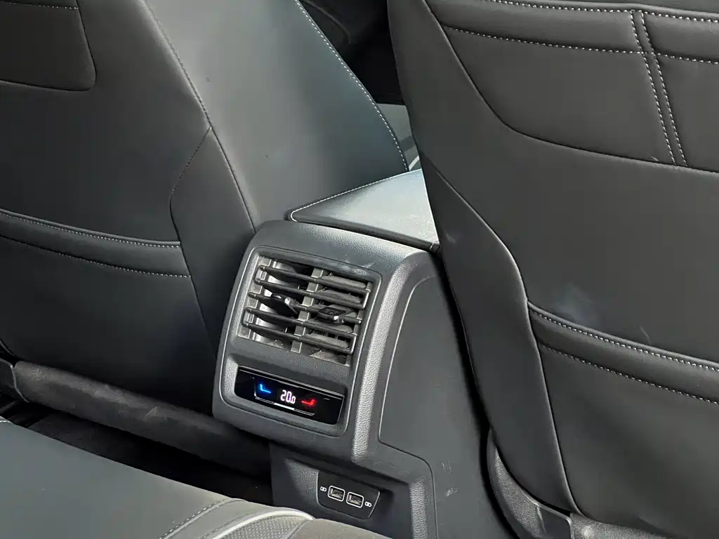 Volkswagen Golf 2023 280TSI DSG R-Line Lite 2023 - thumbnail 21
