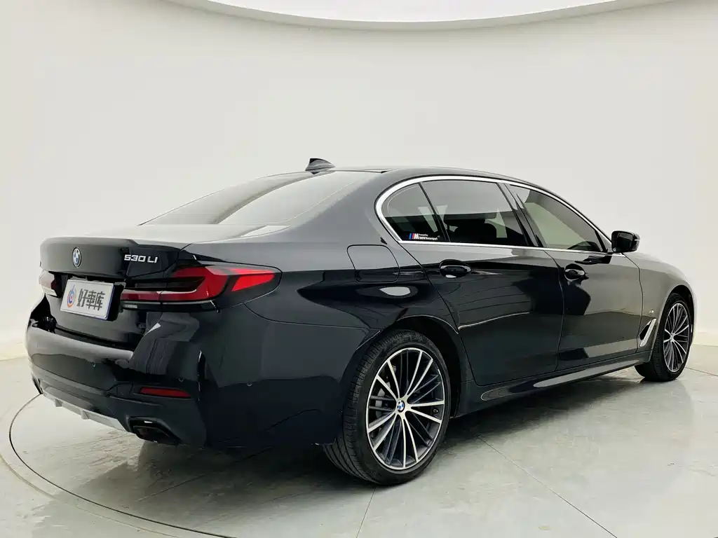BMW BMW 5 Series 2023 530Li Leading Model M Sport Package 2023 - thumbnail 4