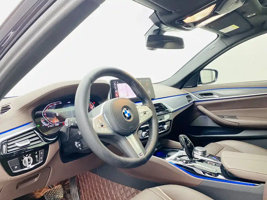 BMW BMW 5 Series 2023 530Li Leading Model M Sport Package 2023 - thumbnail 12