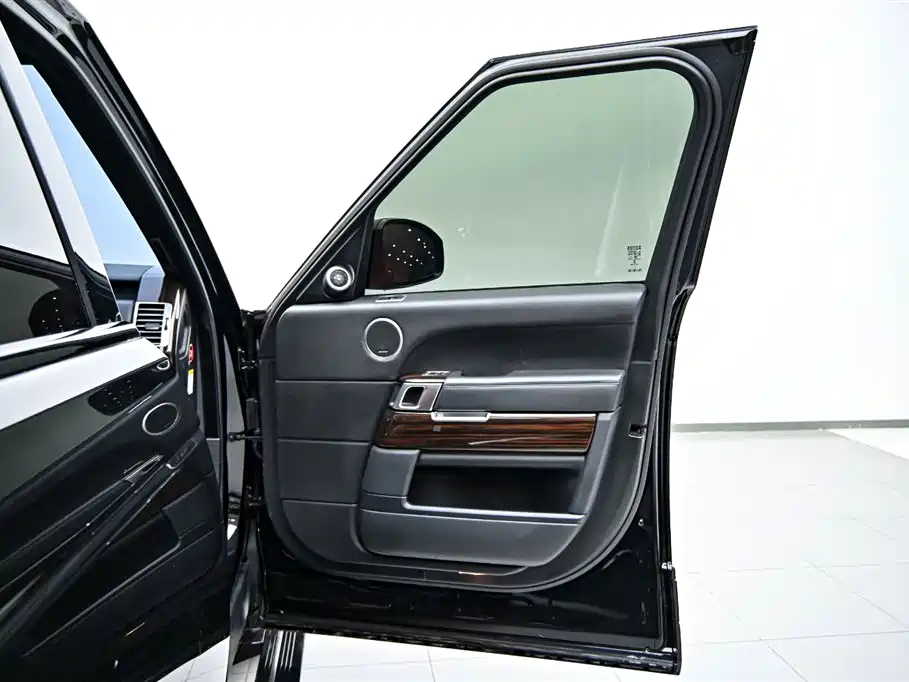 Land Rover Range Rover 2017 3.0 SC V6 Vogue SE Autobiography Long Wheelbase 2017 - thumbnail 16