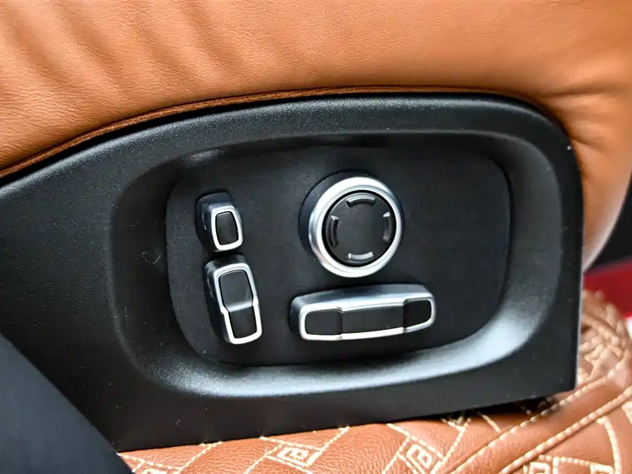 Land Rover Range Rover 2017 3.0 SC V6 Vogue SE Autobiography Long Wheelbase 2017 - thumbnail 27