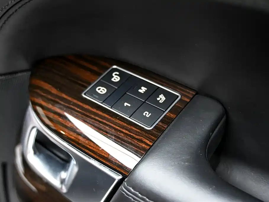 Land Rover Range Rover 2017 3.0 SC V6 Vogue SE Autobiography Long Wheelbase 2017 - thumbnail 28