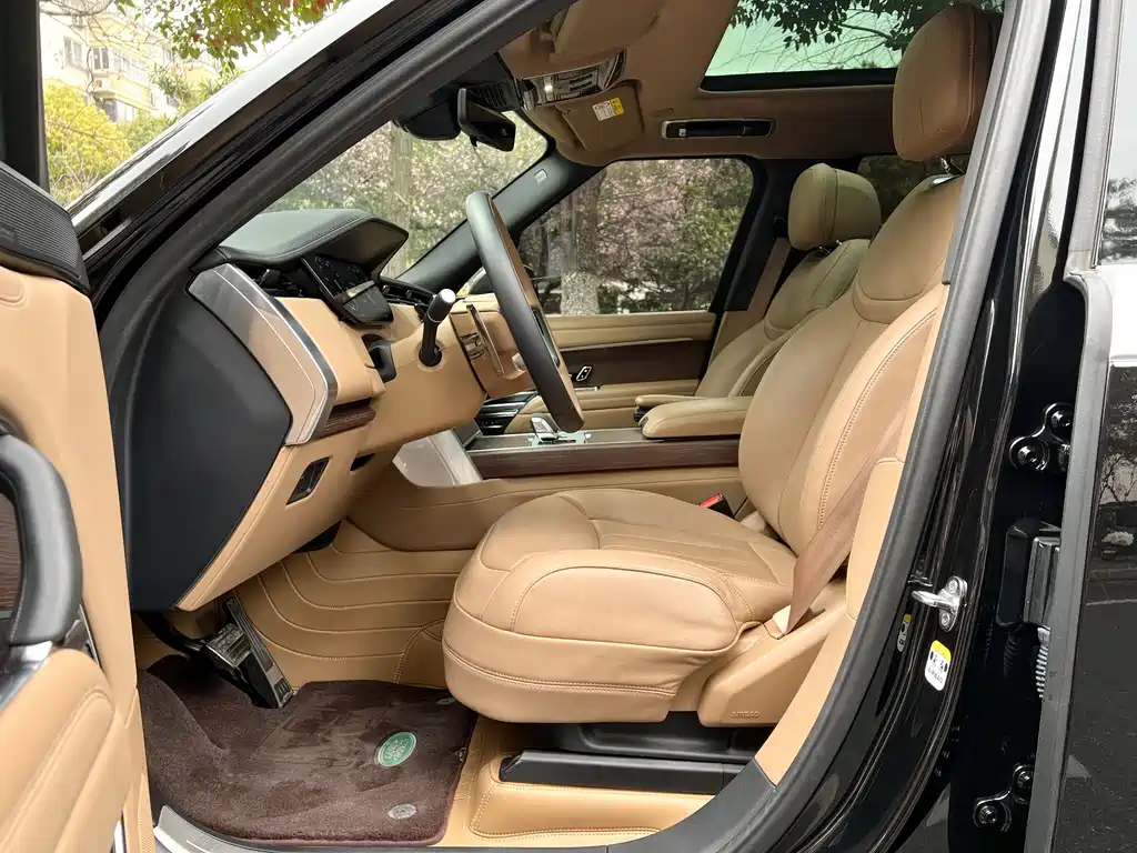 Land Rover Range Rover 2024 3.0 L6 400PS Autobiography Long Wheelbase 2024 - thumbnail 5