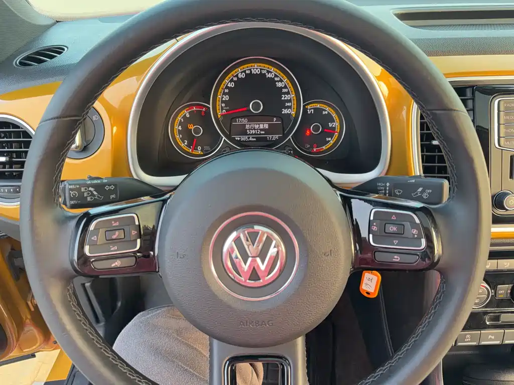 Volkswagen Volkswagen Beetle 2016 280TSI Dune Off-Road Edition 2017 - thumbnail 8