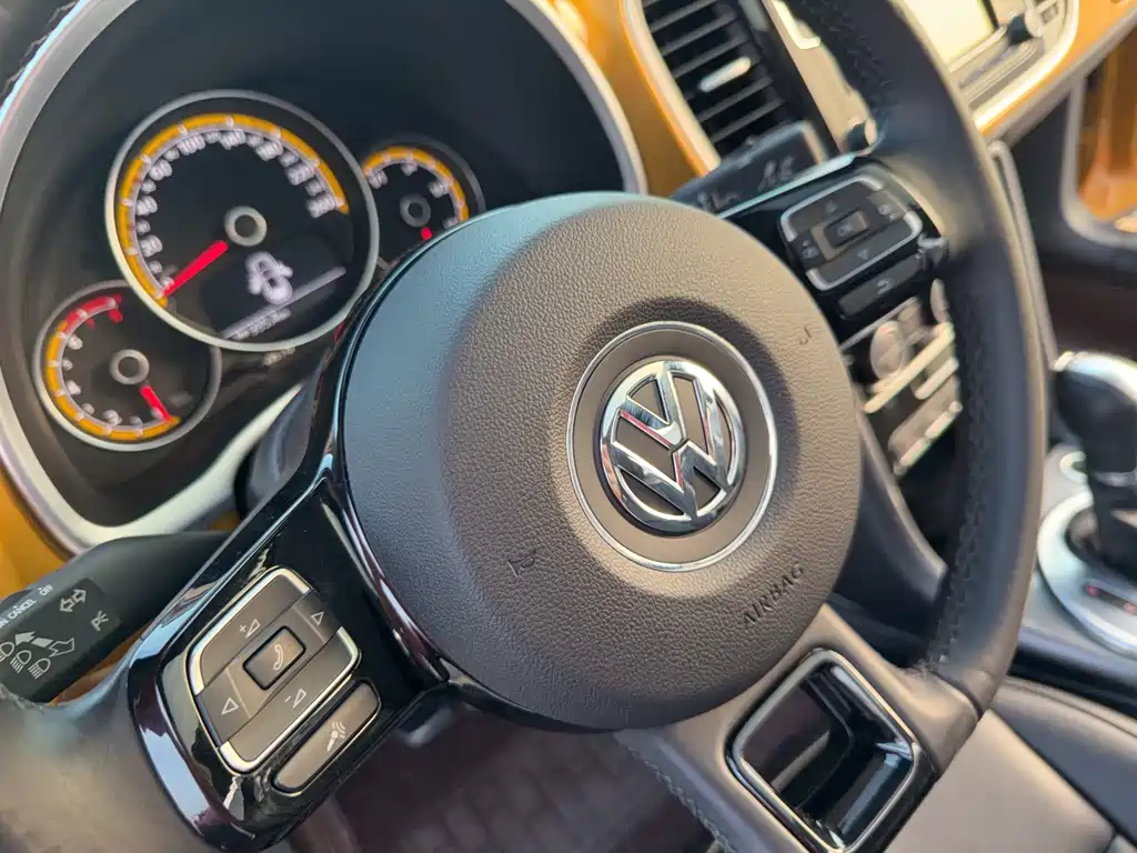 Volkswagen Volkswagen Beetle 2016 280TSI Dune Off-Road Edition 2017 - thumbnail 16
