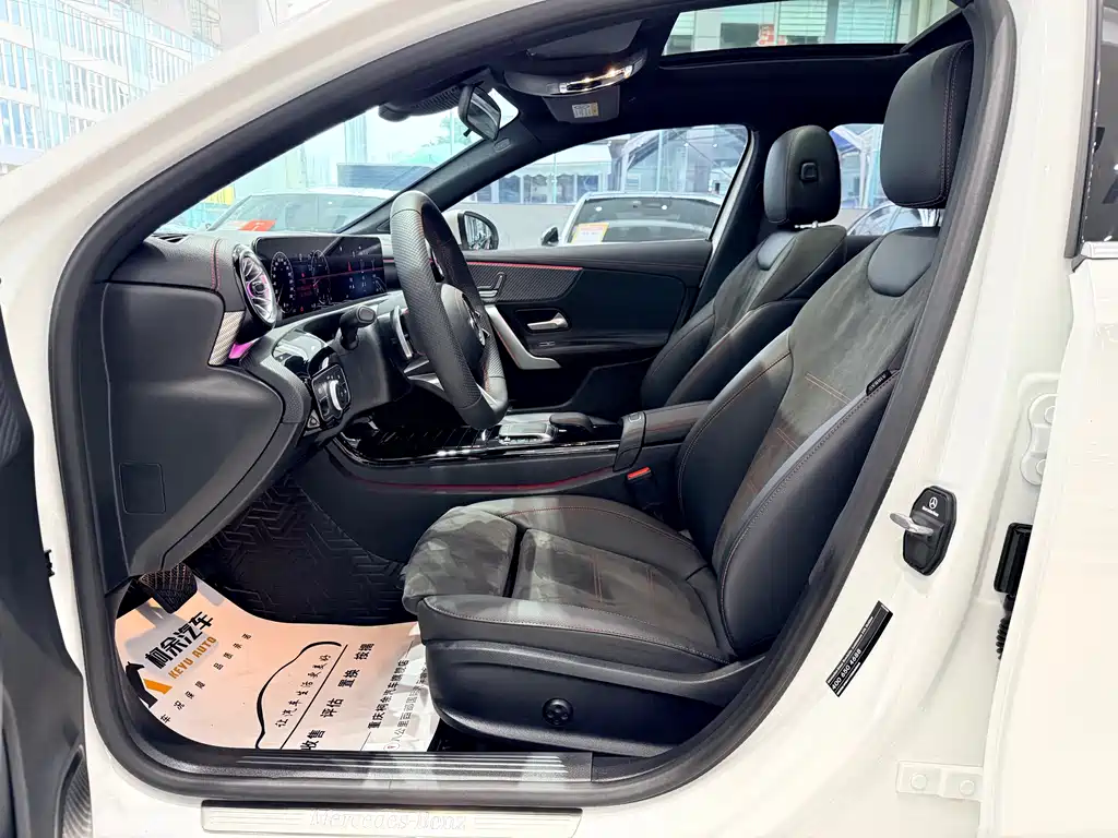 Mercedes-Benz Mercedes-Benz A-Class 2023 A 200 L Fashion Edition 2023 - thumbnail 5