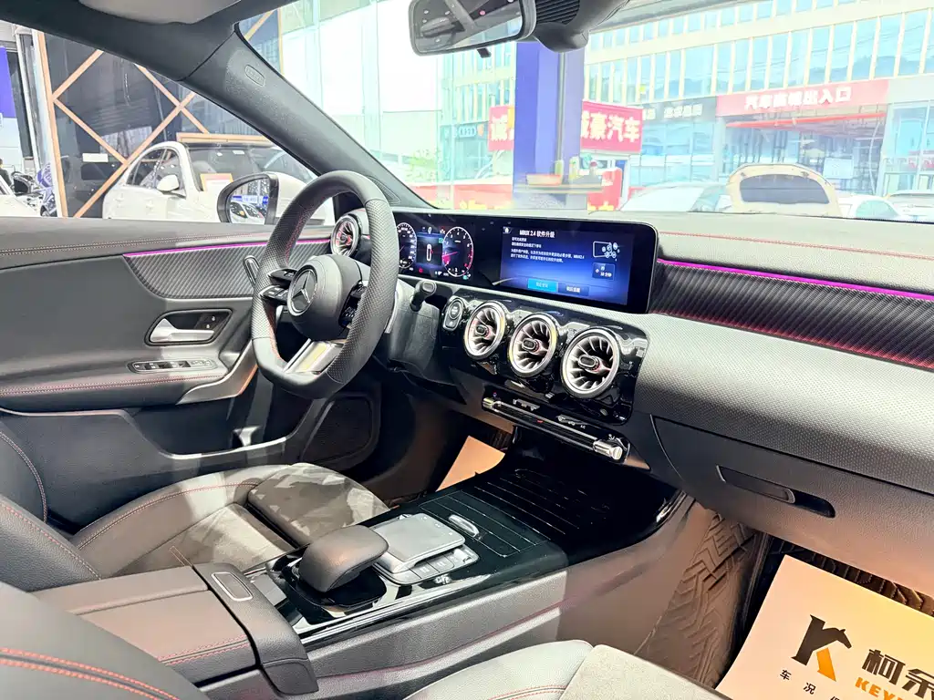 Mercedes-Benz Mercedes-Benz A-Class 2023 A 200 L Fashion Edition 2023 - thumbnail 15