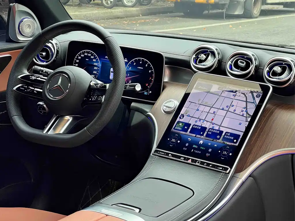 Mercedes-Benz Mercedes-Benz GLC 2025 GLC 300 L 4MATIC Sport 5-seater 2025 - thumbnail 18