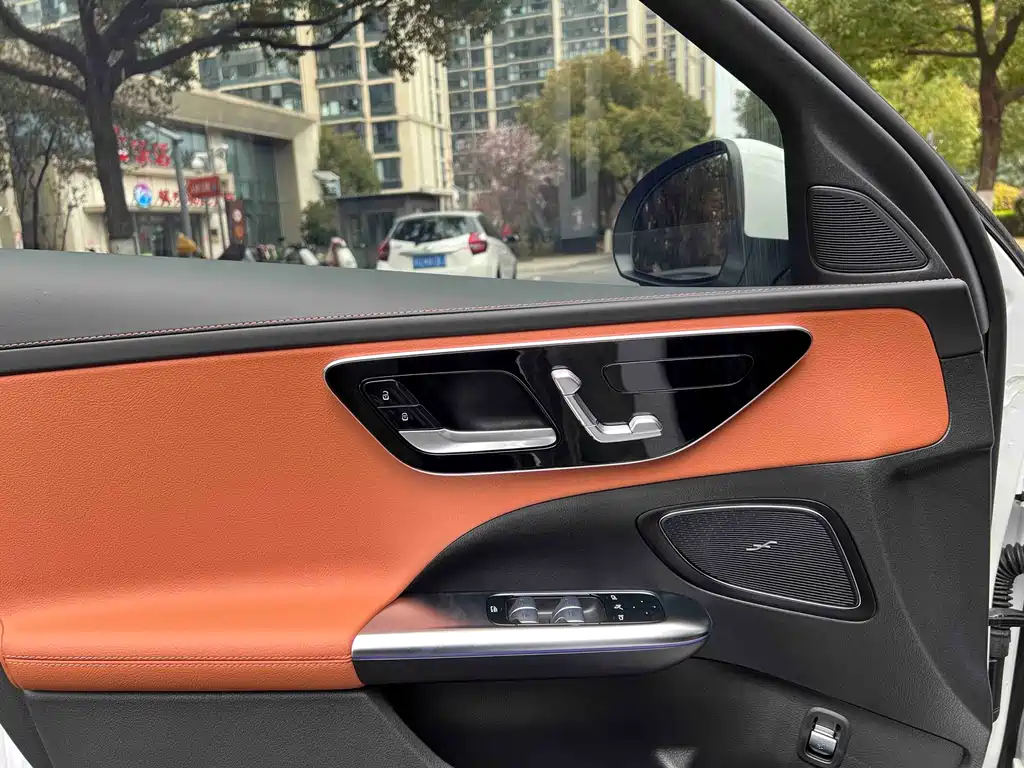 Mercedes-Benz Mercedes-Benz C-Class 2023 Facelift C 260 L Sport Edition 2024 - thumbnail 14